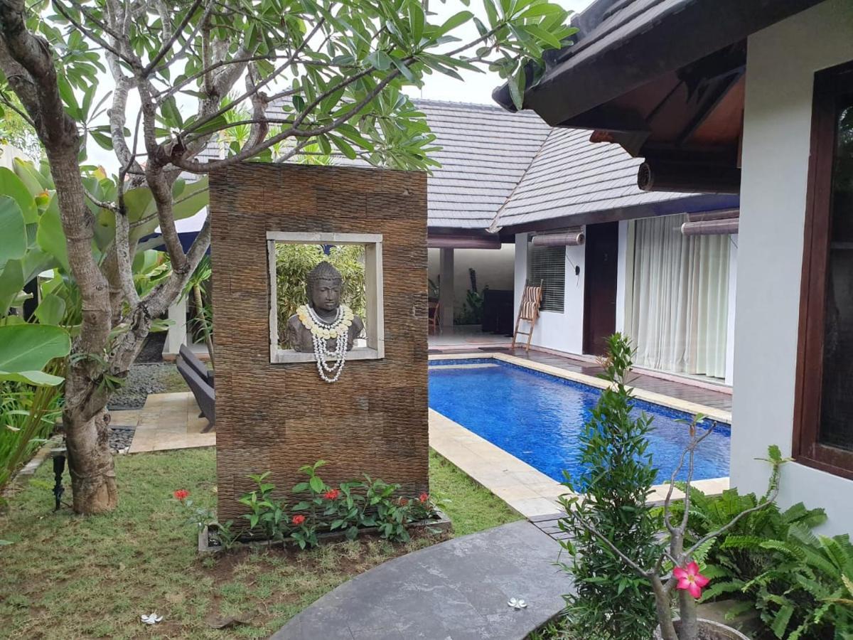 Villa Davenny Seminyak  Exterior photo